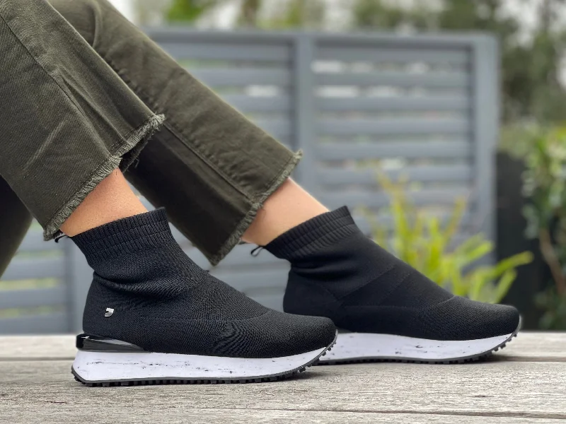 Breathable Lightweight Shoes Gioseppo Hala