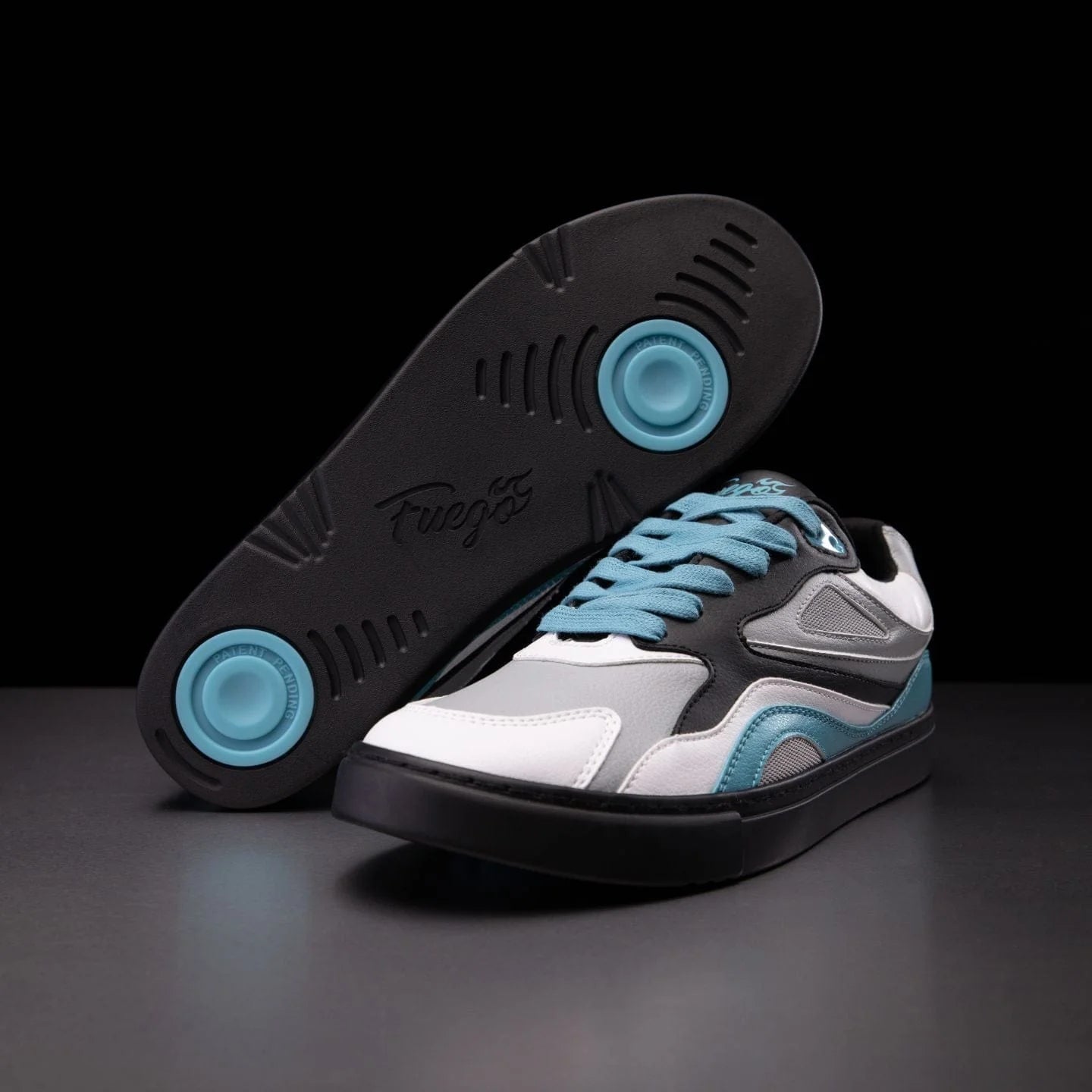 Fashion Casual Sneakers Fuego - Low Top BDash