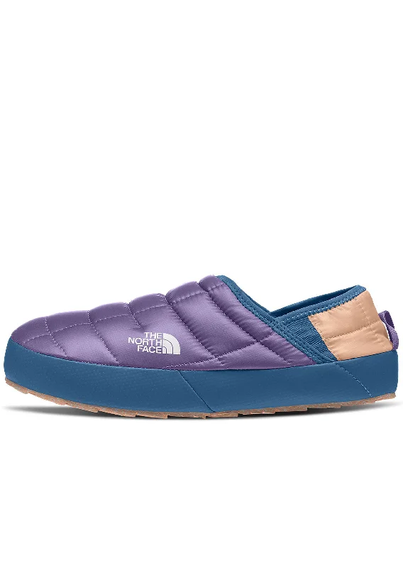 Modern Foam Sneakers The North Face Women's ThermoBall Traction Mule V Slippers