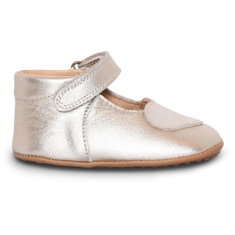 Lightweight Cushion Sneakers Pom Pom Gold Beginner shoes Ballerina Heart