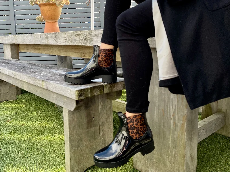 Sleek Walking Shoes Gioseppo Hilma Rain Boot