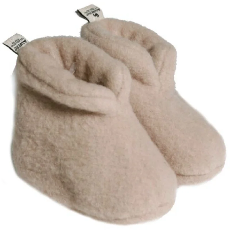 Lightweight Fashion Shoes Alwero Beige newborn slippers virgin wool