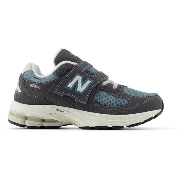Lightweight Mesh Running Shoes New Balance 2002 Alternative Closure Sneakers Magnet