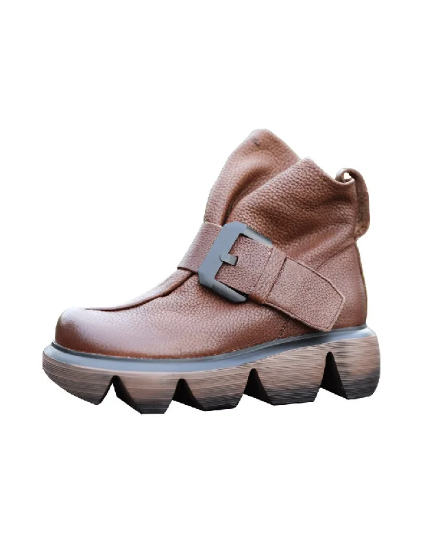 Stylish Slip-On Shoes Autumn Retro Leather Buckle Gear Sole Short Boots
