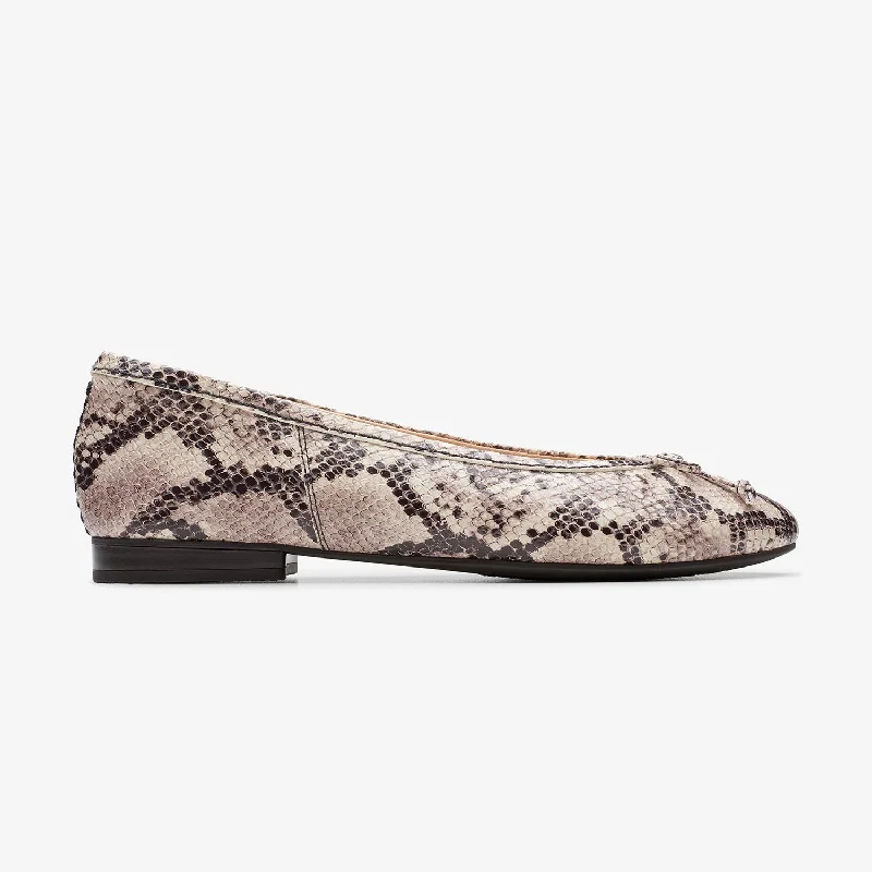 Ultra-Soft Sport Shoes Womens - Fawna Lily