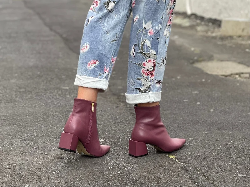 Fashion Casual Sneakers Carrano Betty available in 3 colours