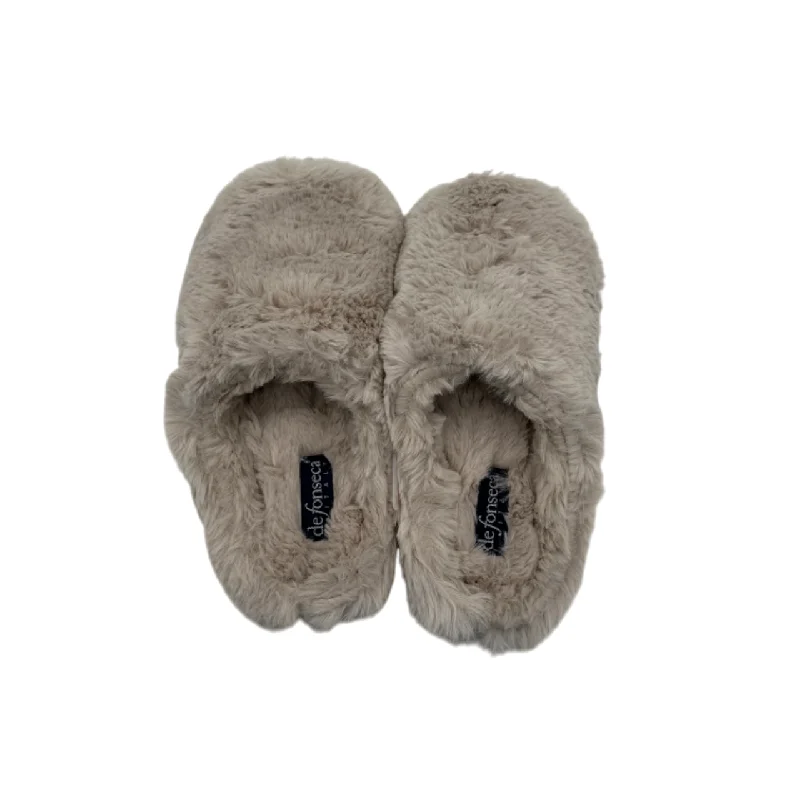 Ultra-Light Mesh Shoes WA54EX
