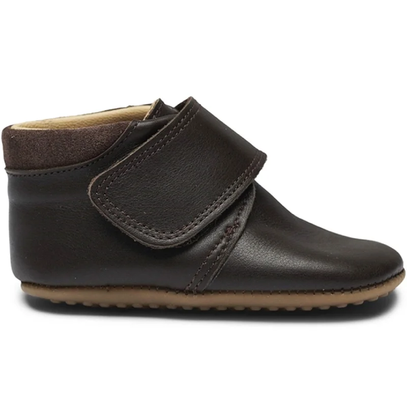 Ultra-Stretch Sneakers Pom Pom Indoor Shoe Velcro Brown