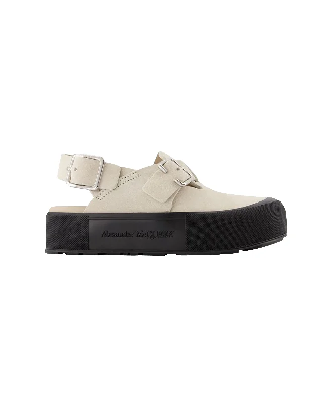 Fashion-Oriented Shoes Oversize Flat Shoes - Alexander Mcqueen - Multi - Leather