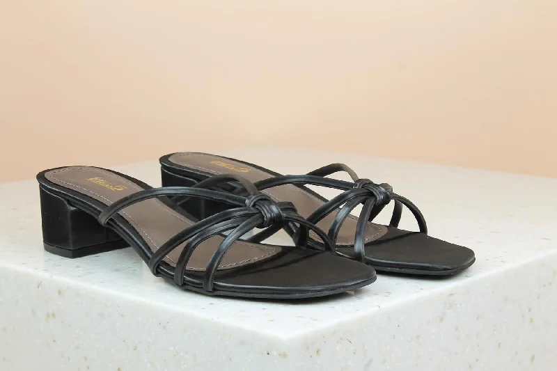 Soft Everyday Sneakers Women Black Solid Block Sandals