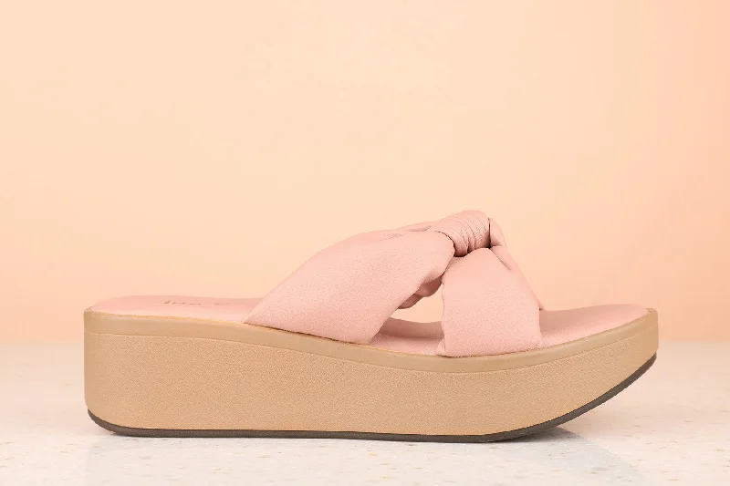 Classic Casual Sneakers Women Peach Solid Wedge Sandals