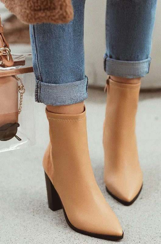 Sporty Casual Shoes Triumph Block Heel Ankle Boots - Nude