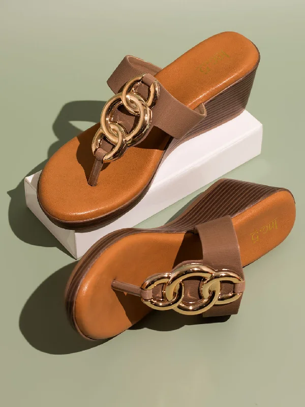 Modern Lightweight Shoes Women Beige Open Toe Wedges With Buckles Detail