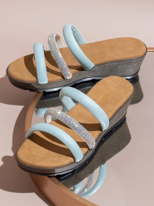 Relaxed Fit Sneakers Women Blue & Silver-Toned Colourblocked Wedges
