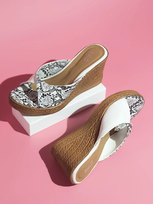 Fashion Slip-On Sneakers Women White Embellished Printed Wedges