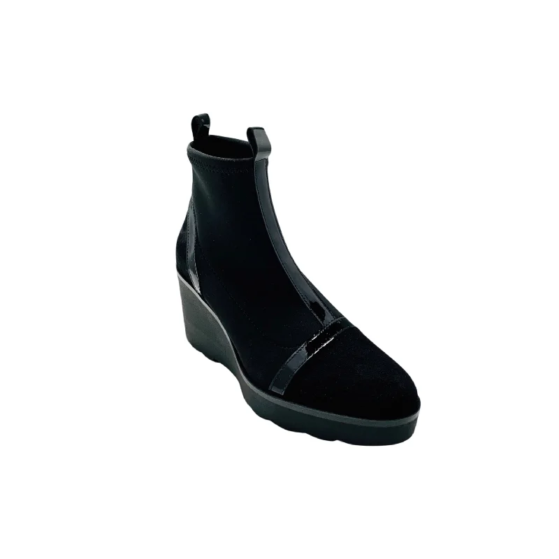 Ultra-Soft Sport Shoes 9754 Black Wedge Stretch Bootie