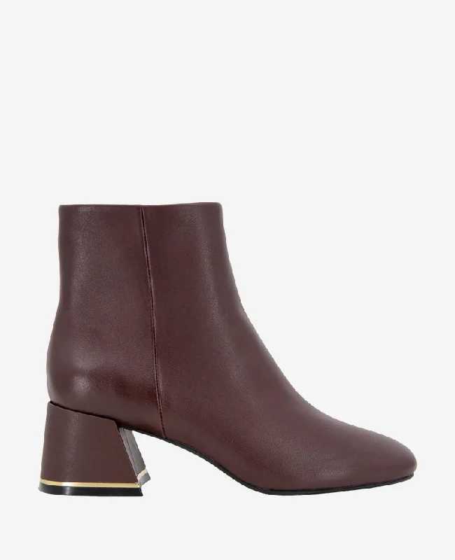 Ultra-Soft Cushion Shoes Alec Leather Bootie