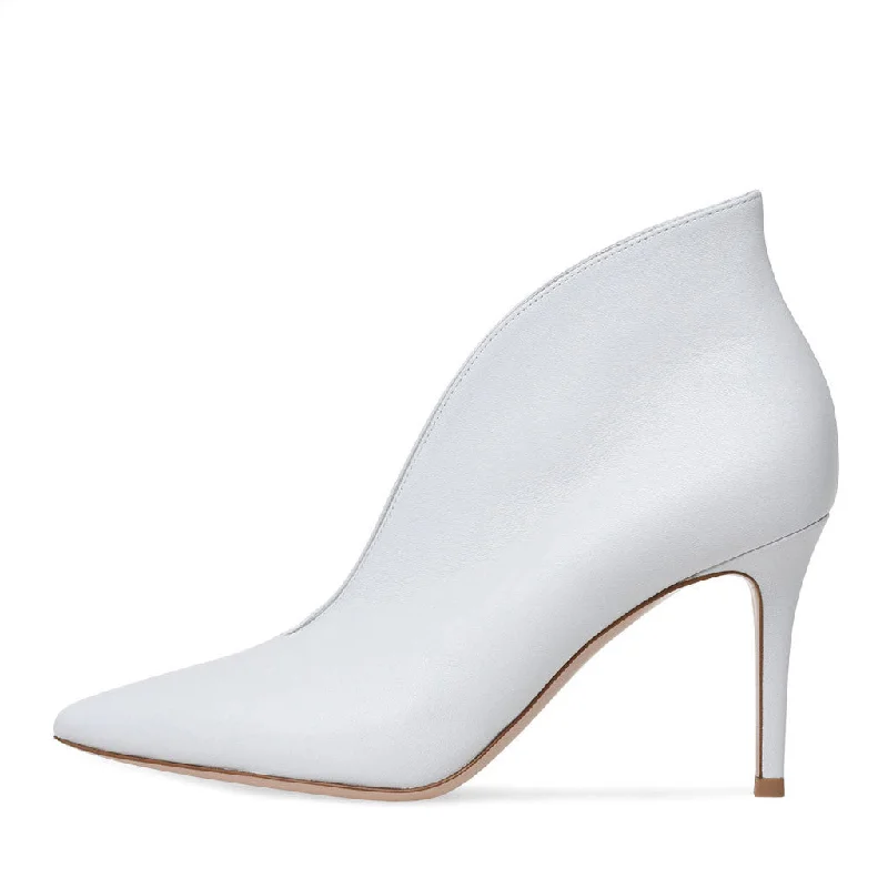 Simple Running Shoes Classy Pointed Toe Stiletto Faux Leather Vamp Ankle Boots - White Simple Running Shoes Classy Pointed Toe Stiletto Faux Leather Vamp Ankle Boots - White