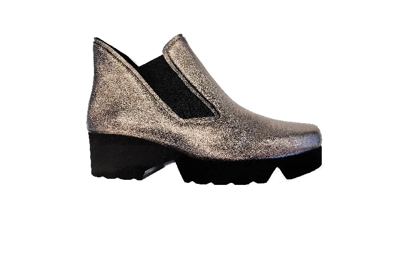 Comfy All-Season Shoes DEINO PEWTER NAPPA