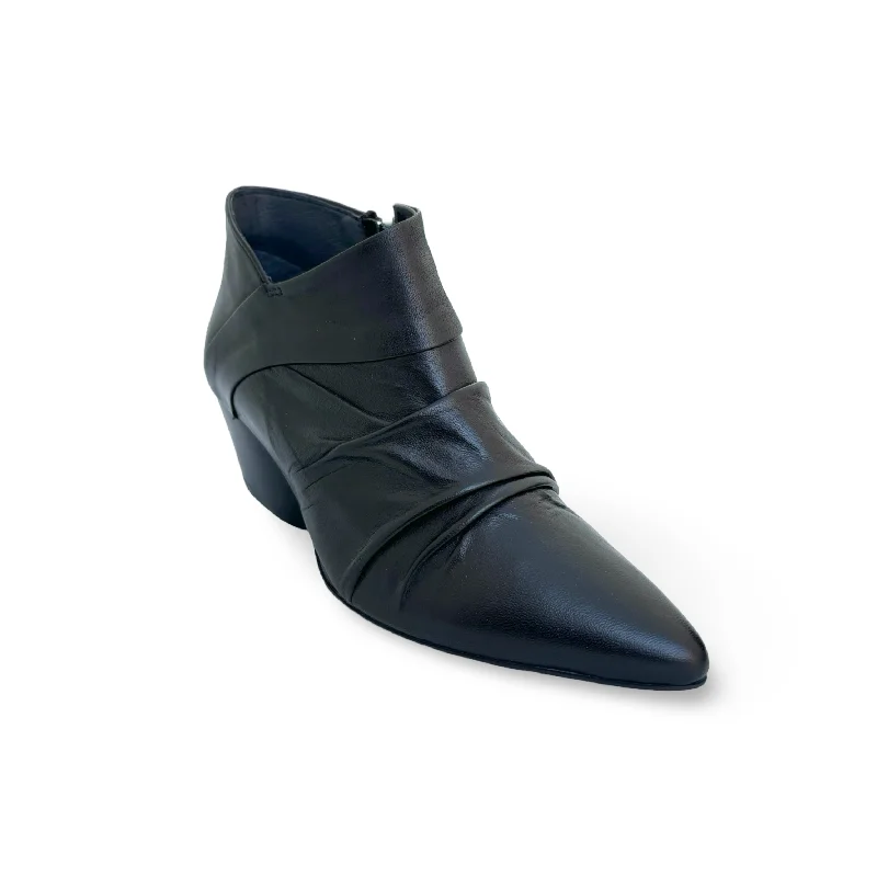 Breathable Street Sneakers Hanna Black Bootie