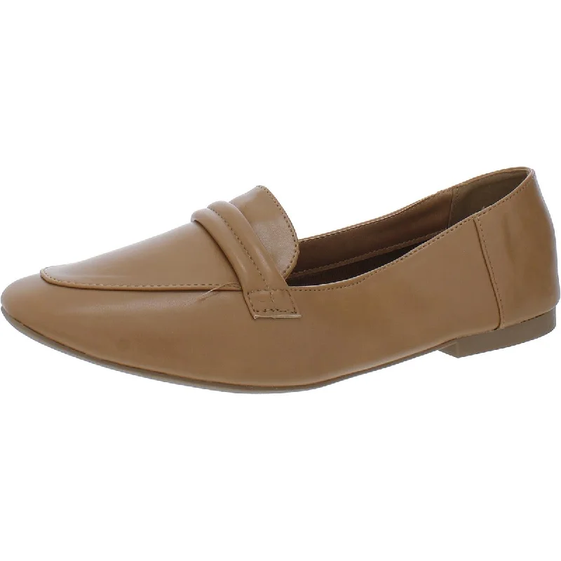 Ultra-Light Casual Shoes Journee Collection Womens Faux Leather Slip On Loafers
