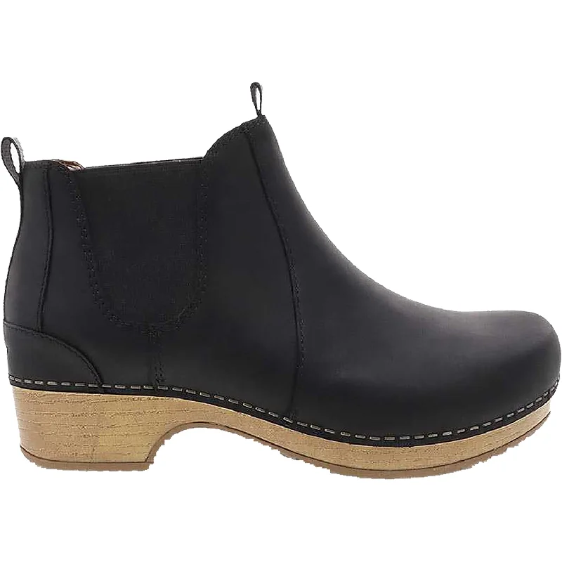 Everyday Lightweight Shoes Women's Dansko Becka Black Oiled Leather